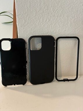 Otterbox Defender iPhone 11 Case